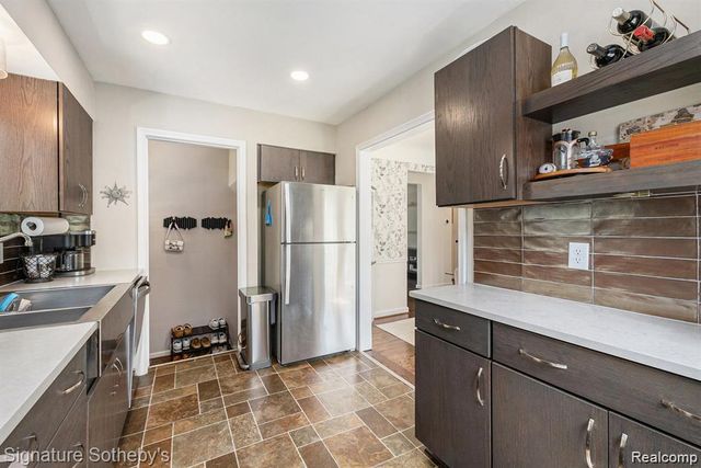 4419 Beverly Court, Royal Oak, MI 48073
