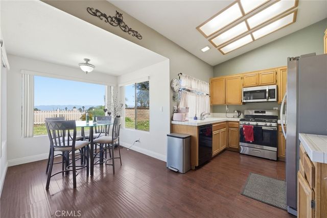 1003 Clearwood Avenue, Riverside, CA 92506