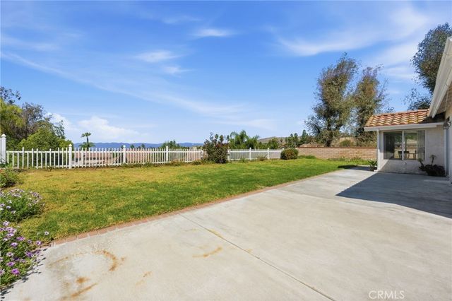 1003 Clearwood Avenue, Riverside, CA 92506