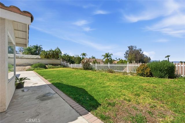 1003 Clearwood Avenue, Riverside, CA 92506