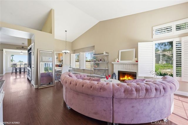 1003 Clearwood Avenue, Riverside, CA 92506