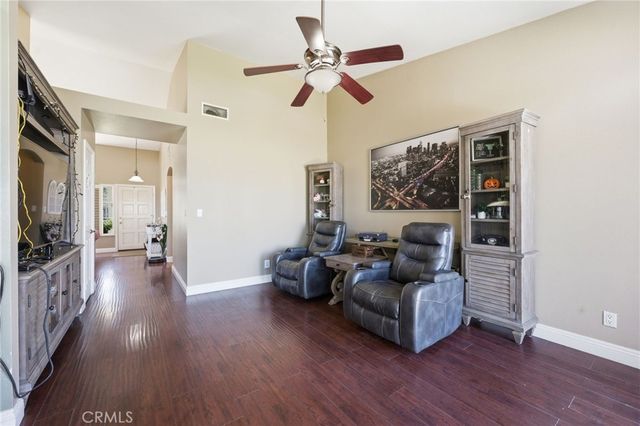 1003 Clearwood Avenue, Riverside, CA 92506