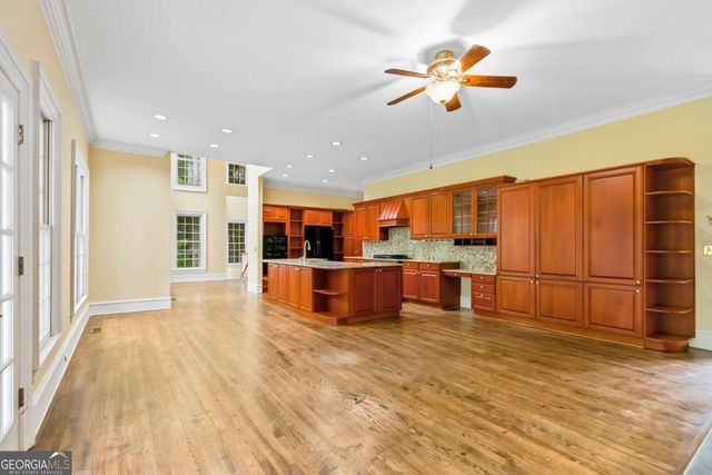 430 W Wesley Road NW, Atlanta, GA 30305