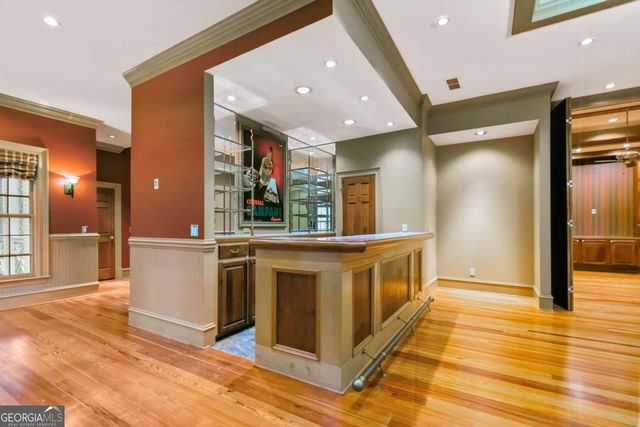 430 W Wesley Road NW, Atlanta, GA 30305