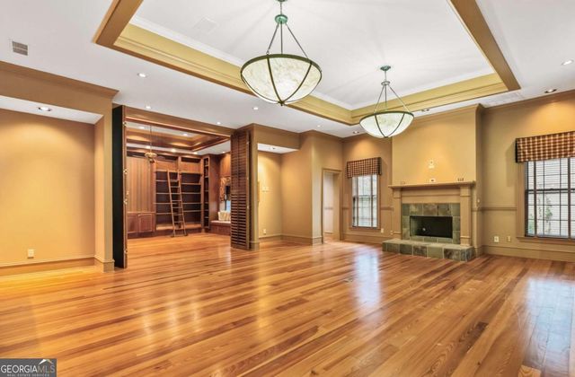 430 W Wesley Road NW, Atlanta, GA 30305