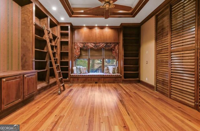 430 W Wesley Road NW, Atlanta, GA 30305