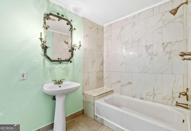 430 W Wesley Road NW, Atlanta, GA 30305