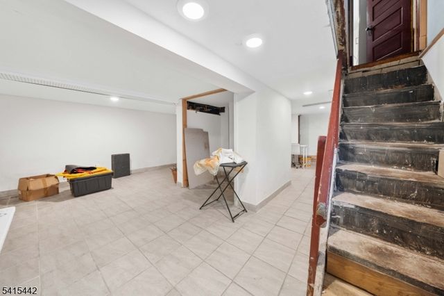 88 Woodbridge Ave, Woodbridge Twp., NJ 07077