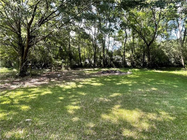 690 Le Moyne Circle S, Axis, AL 36505