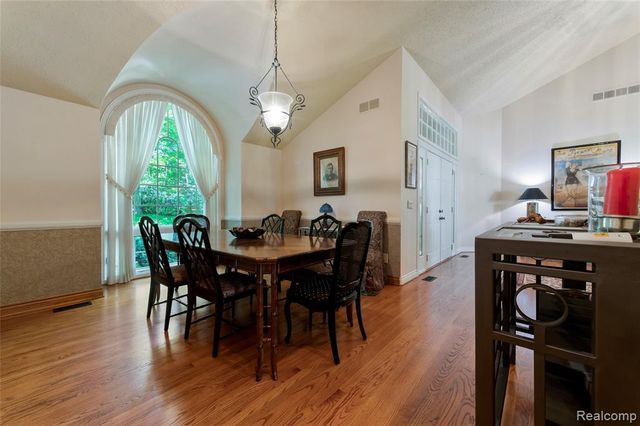 2323 Addaleen Road, Highland, MI 48357