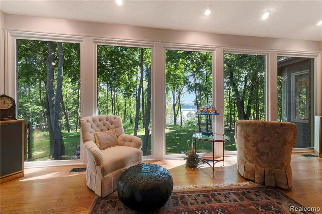 2323 Addaleen Road, Highland, MI 48357