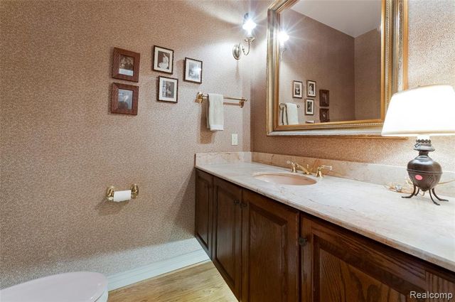 2323 Addaleen Road, Highland, MI 48357