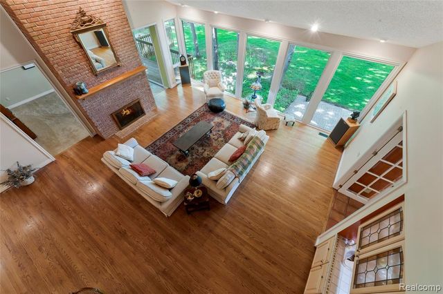 2323 Addaleen Road, Highland, MI 48357