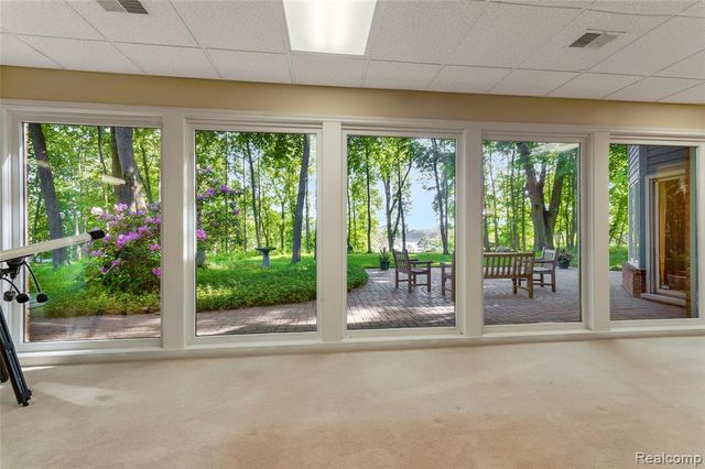 2323 Addaleen Road, Highland, MI 48357