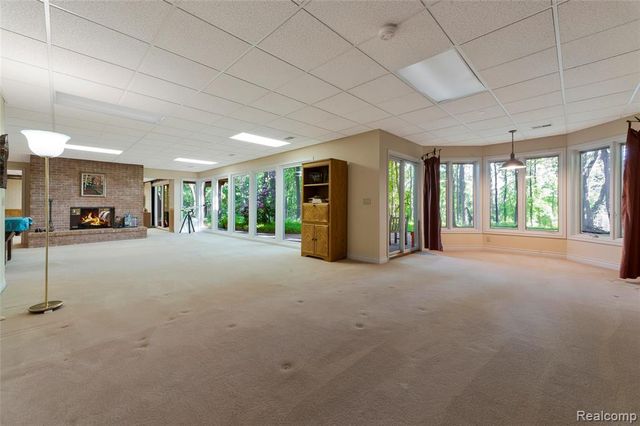 2323 Addaleen Road, Highland, MI 48357