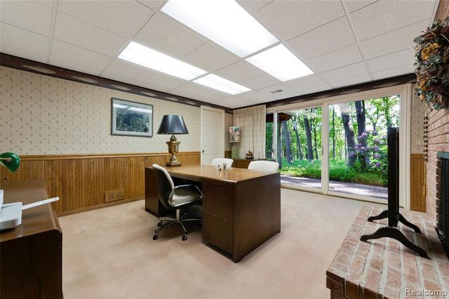 2323 Addaleen Road, Highland, MI 48357