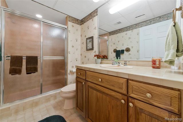 2323 Addaleen Road, Highland, MI 48357