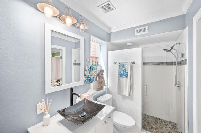 1113 Gross Street, Houston, TX 77019