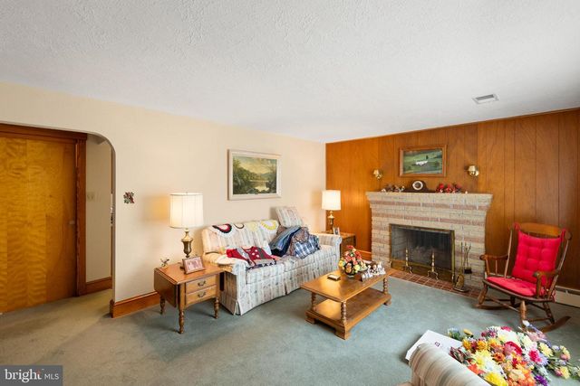 2725 CARPERS PIKE, Gore, VA 22637