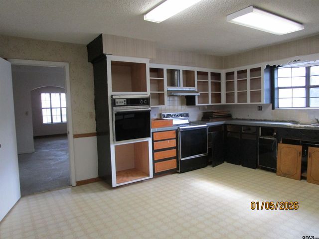 1317 Butler, Tyler, TX 75701