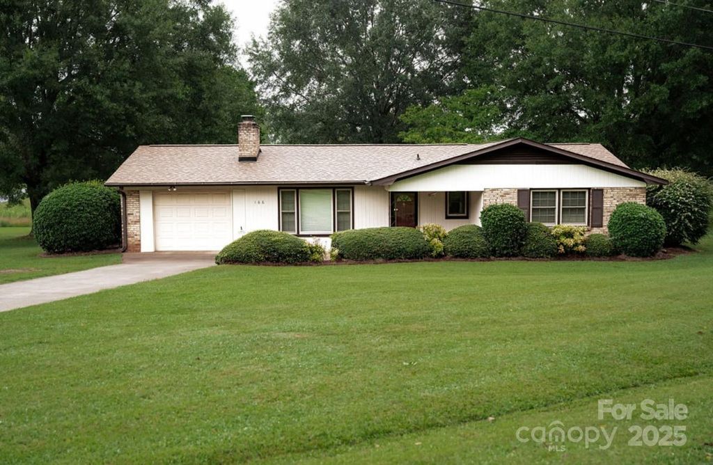 166 Tryon School Loop Road, Bessemer City, NC 28016