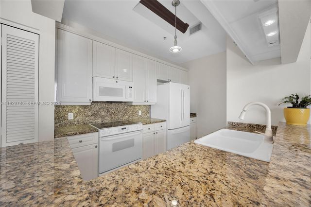 808 Brickell Key Dr 3603, Miami, FL 33131