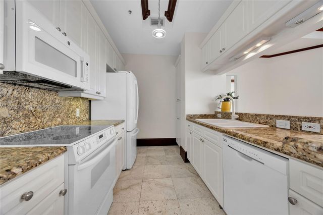 808 Brickell Key Dr 3603, Miami, FL 33131