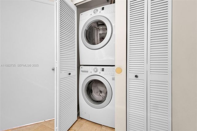 808 Brickell Key Dr 3603, Miami, FL 33131