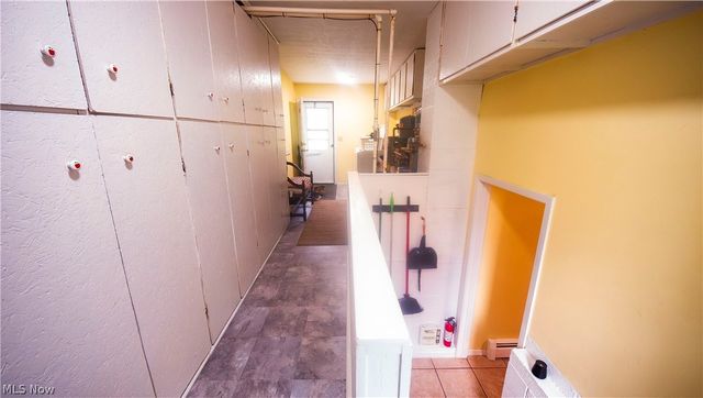 871 S County Line Road, Geneva, OH 44041