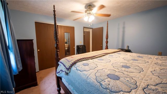 871 S County Line Road, Geneva, OH 44041