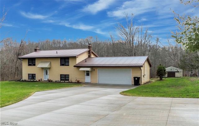 871 S County Line Road, Geneva, OH 44041