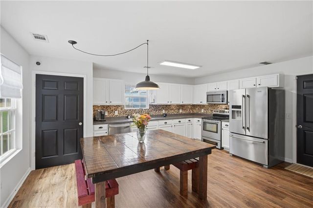148 Pine Tree Court, Dawsonville, GA 30534