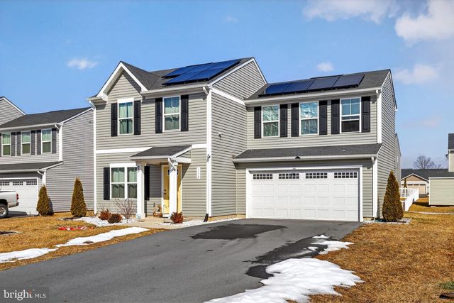 1112 SCRUGGS LN, Grottoes, VA 24441