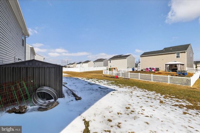 1112 SCRUGGS LN, Grottoes, VA 24441