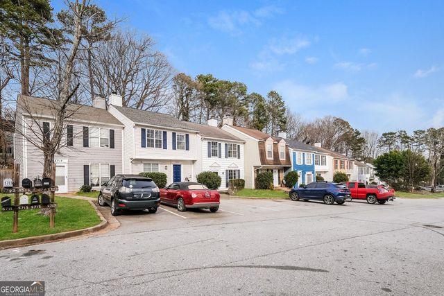 5713 Wells Circle, Stone Mountain, GA 30087