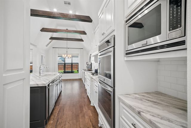 2240 W Charlotte Street, Broken Arrow, OK 74011