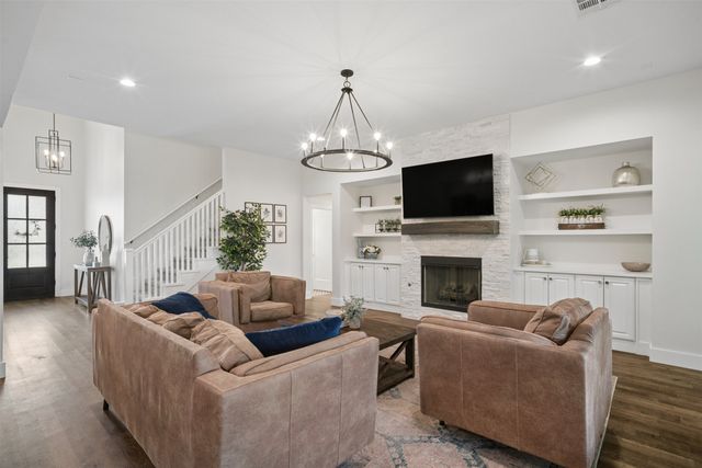 2240 W Charlotte Street, Broken Arrow, OK 74011