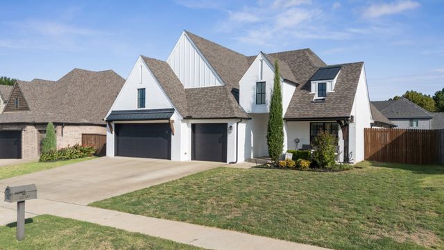 2240 W Charlotte Street, Broken Arrow, OK 74011