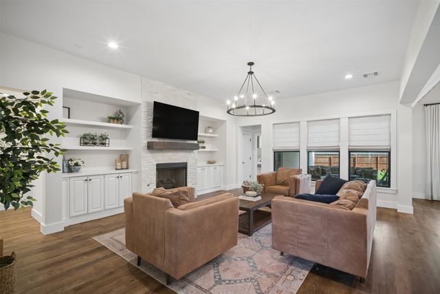 2240 W Charlotte Street, Broken Arrow, OK 74011