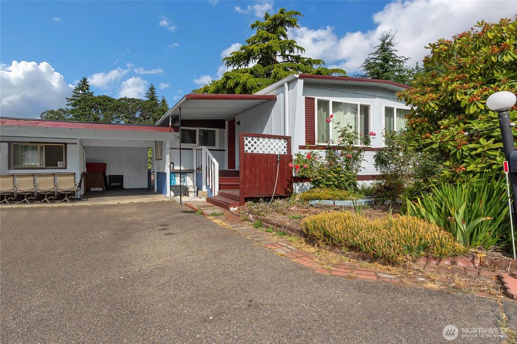 8602 32nd Avenue S #144, Lakewood, WA 98499