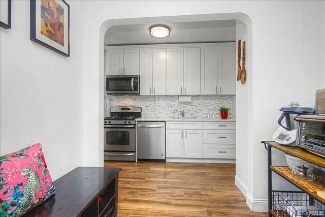 90 BRYANT Avenue Abby-1B, White Plains, NY 10605