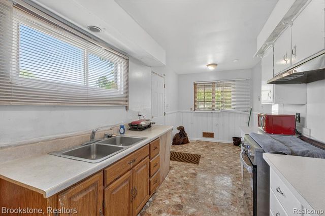3921 Kellar Avenue, Flint, MI 48504