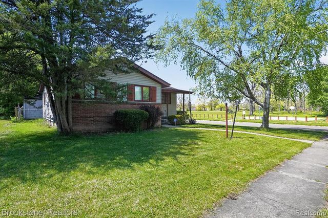 3921 Kellar Avenue, Flint, MI 48504