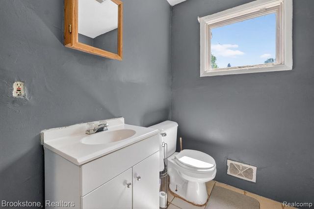 3921 Kellar Avenue, Flint, MI 48504