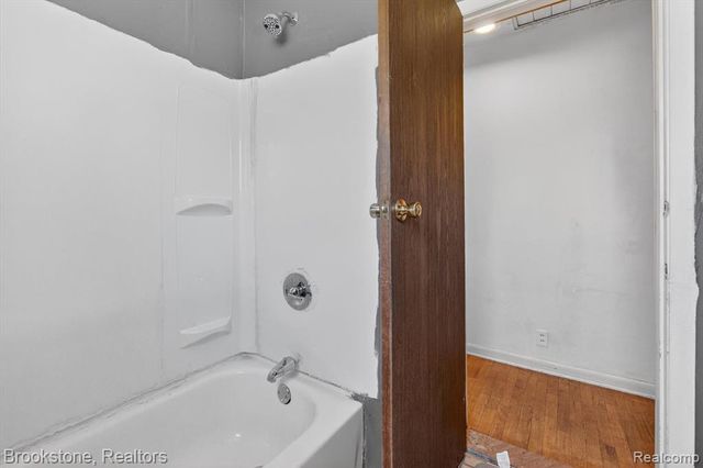 3921 Kellar Avenue, Flint, MI 48504