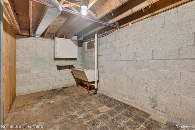 3921 Kellar Avenue, Flint, MI 48504