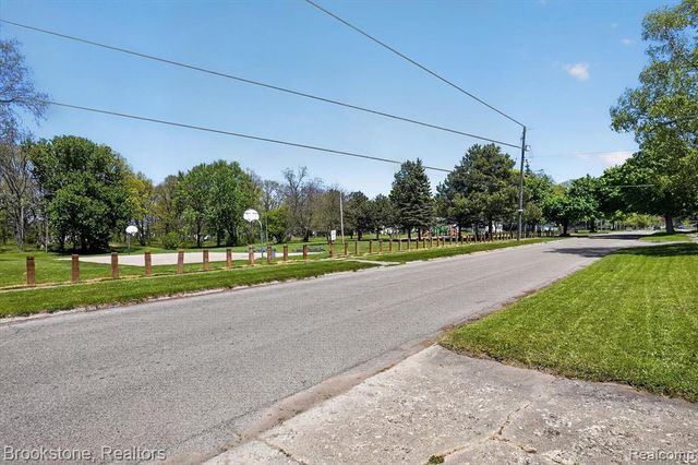 3921 Kellar Avenue, Flint, MI 48504