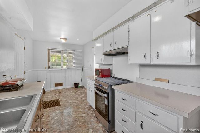 3921 Kellar Avenue, Flint, MI 48504