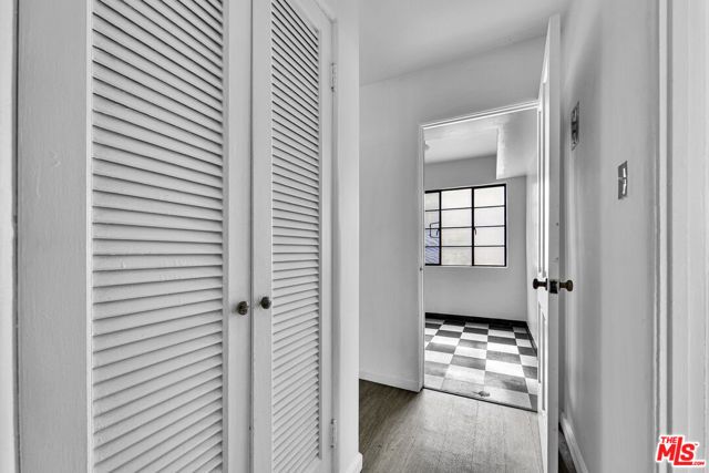 2556 W 5th Street, Los Angeles, CA 90057