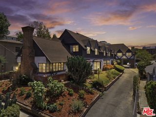 2556 W 5th Street, Los Angeles, CA 90057